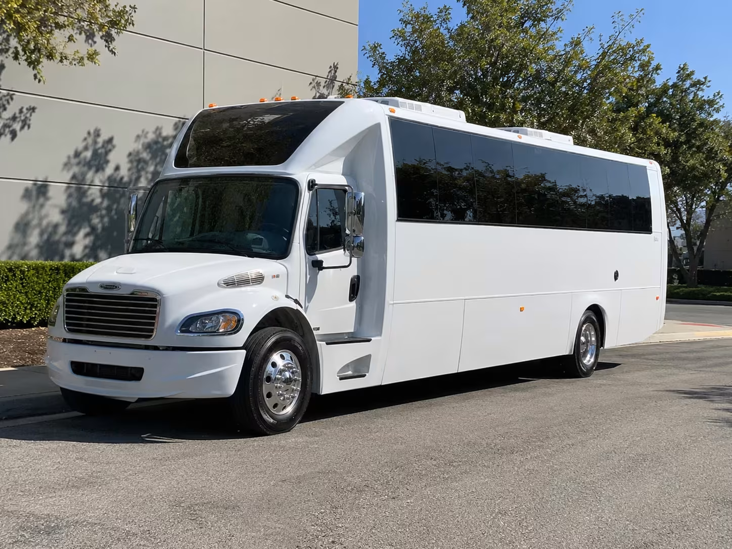 alhambra government bus rentals
